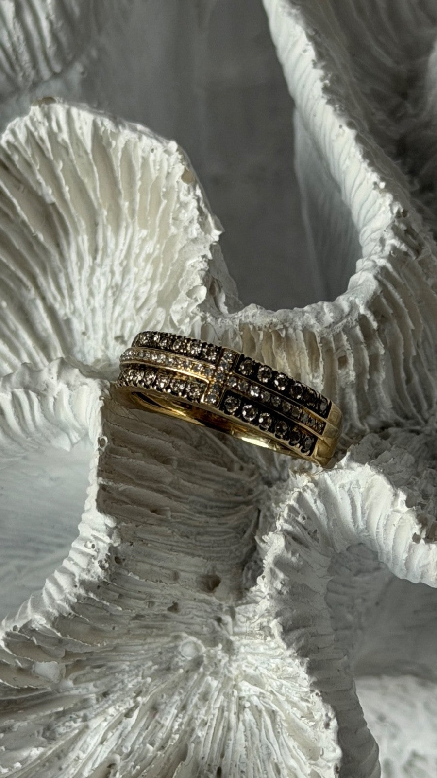 10K Yellow Gold White 0.17 ct & Chocolate 0.32 ct Diamond Ring Size 7