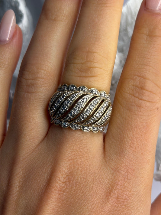 Vintage Design 925 Sterling Silver Ring Size 7