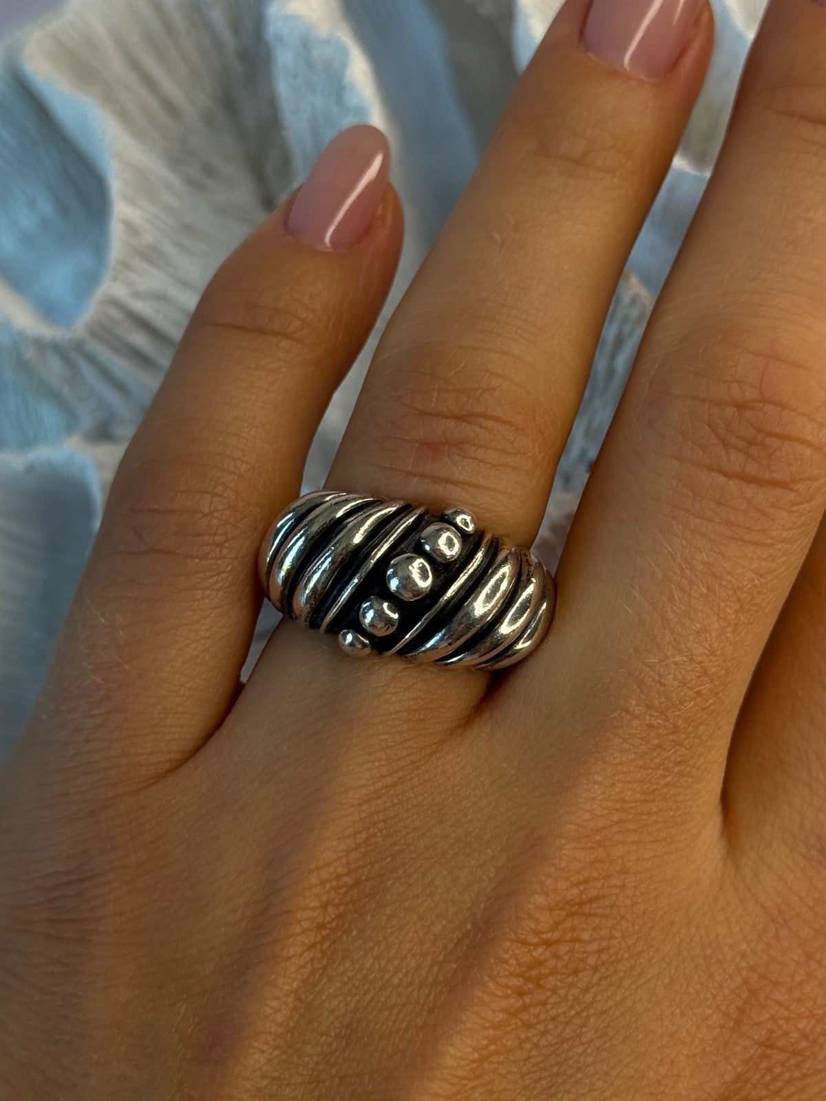 Unique Design 925 Sterling Silver Ring Size 7