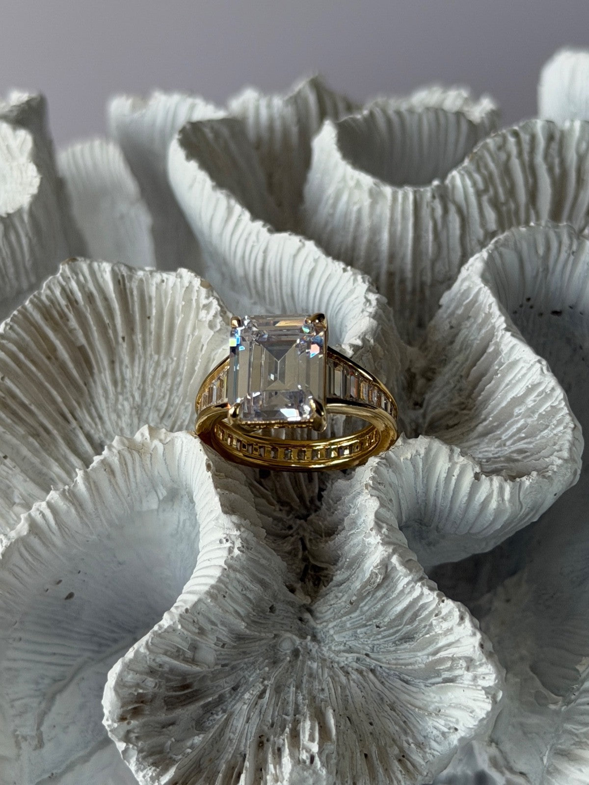 925 Sterling Silver Gold Plated Cz Ring Size 8