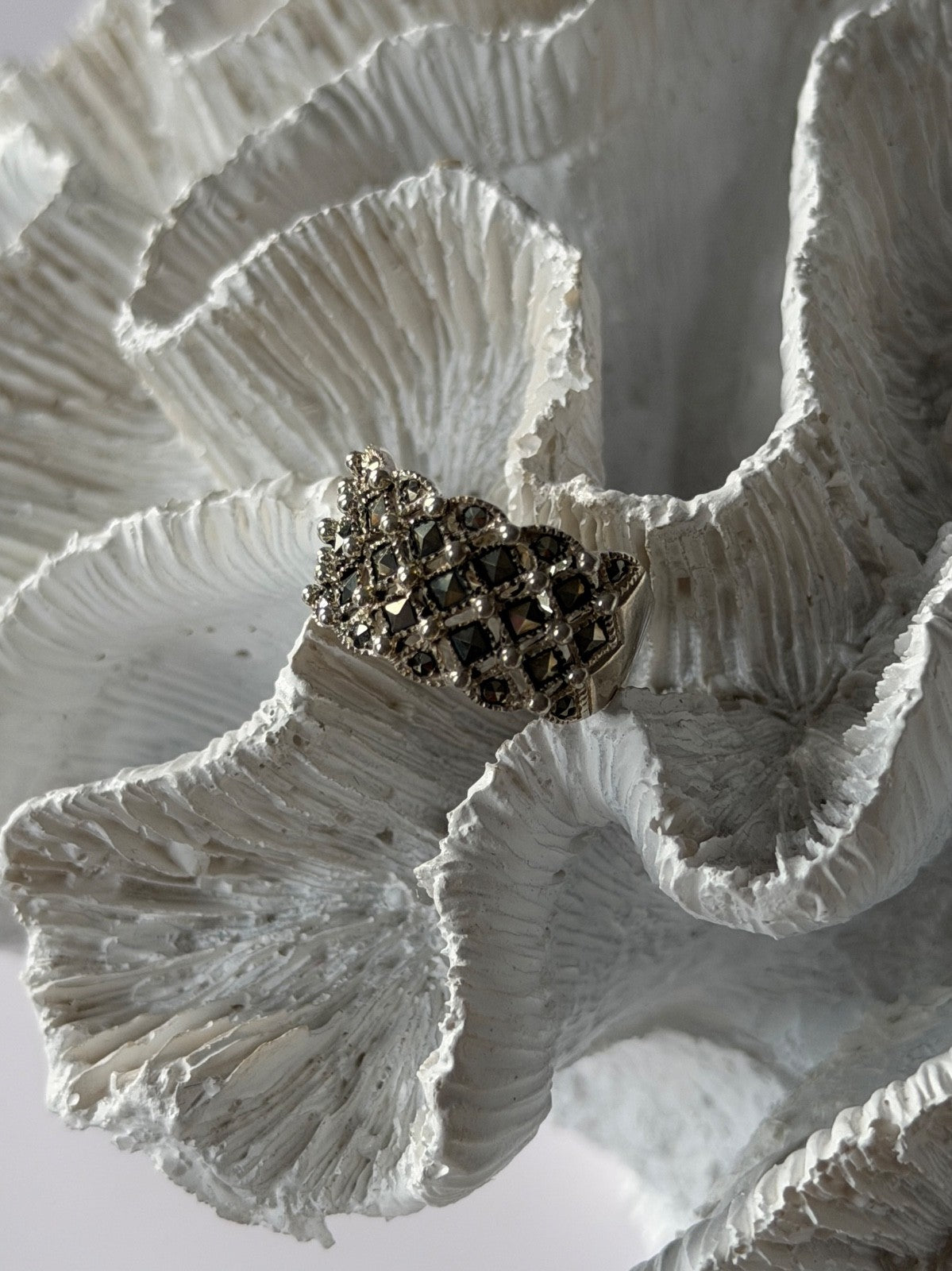 Vintage 925 Sterling Silver Marcasite Ring Size 8