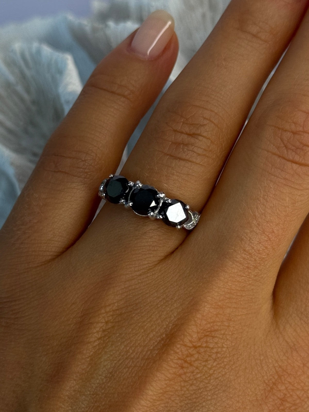 10K White Gold Sapphire & Diamond Ring Size 7.5