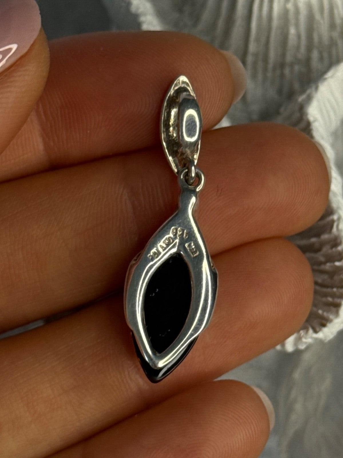 925 Sterling Silver Amber Pendant Length 1.50 Inch