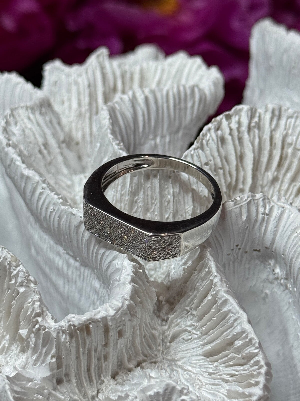 925 Sterling Silver Diamonds Ring Size 9.25