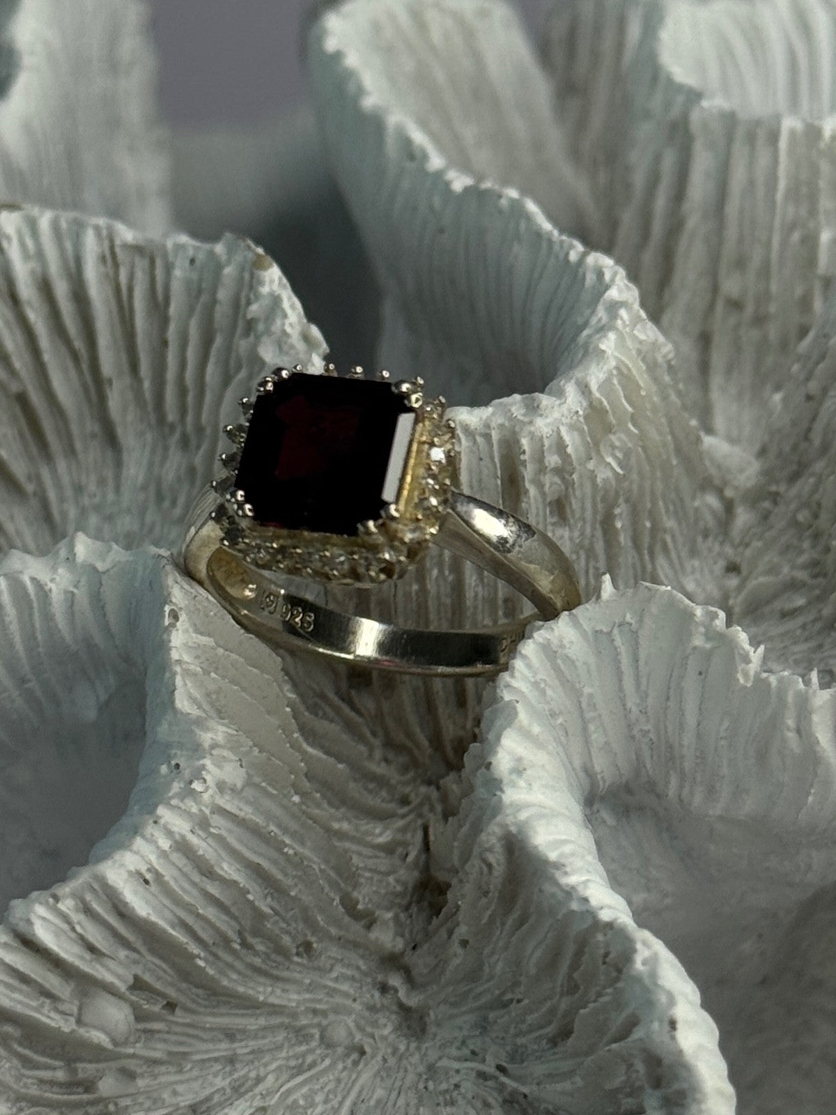 925 Sterling Silver Almandine & Beryl Ring Size 7