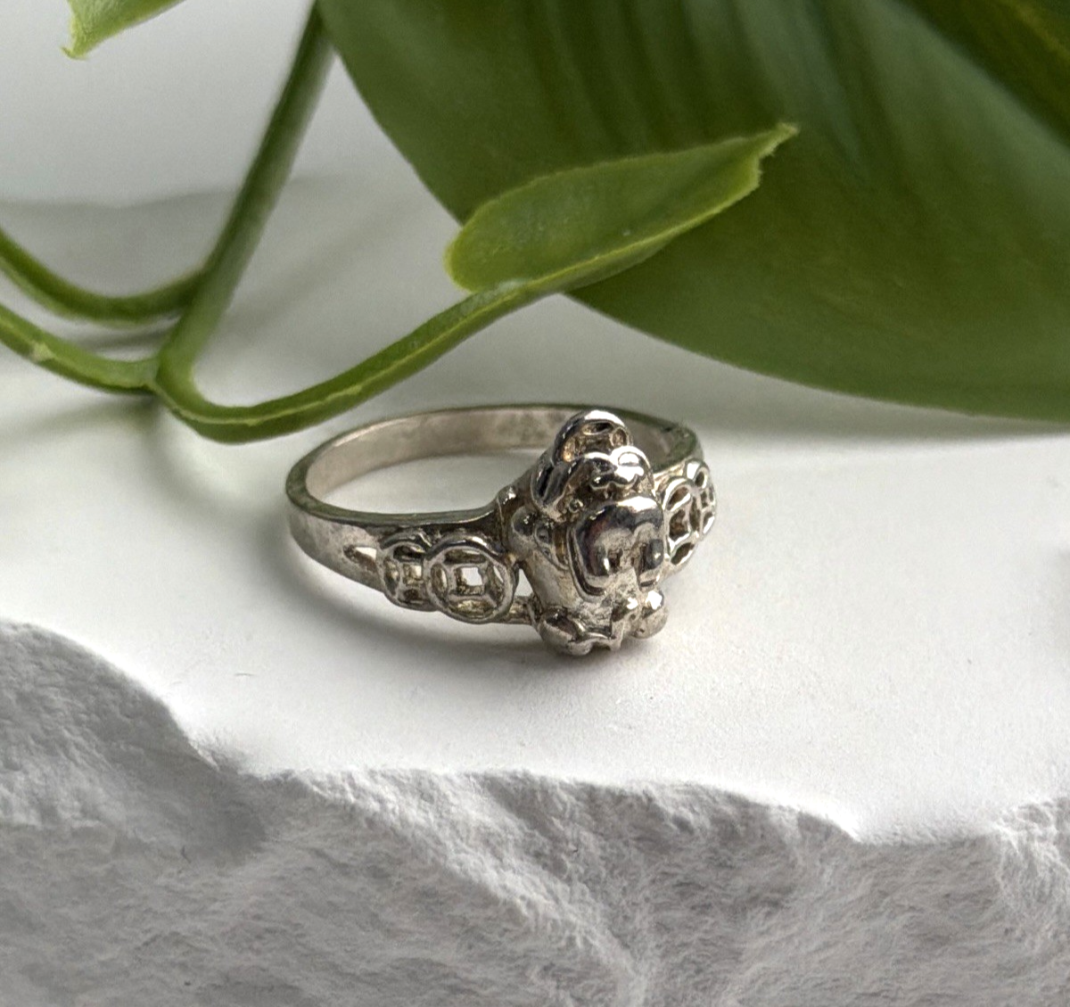 Vintage 925 Sterling Silver Frog Ring Size 7.5