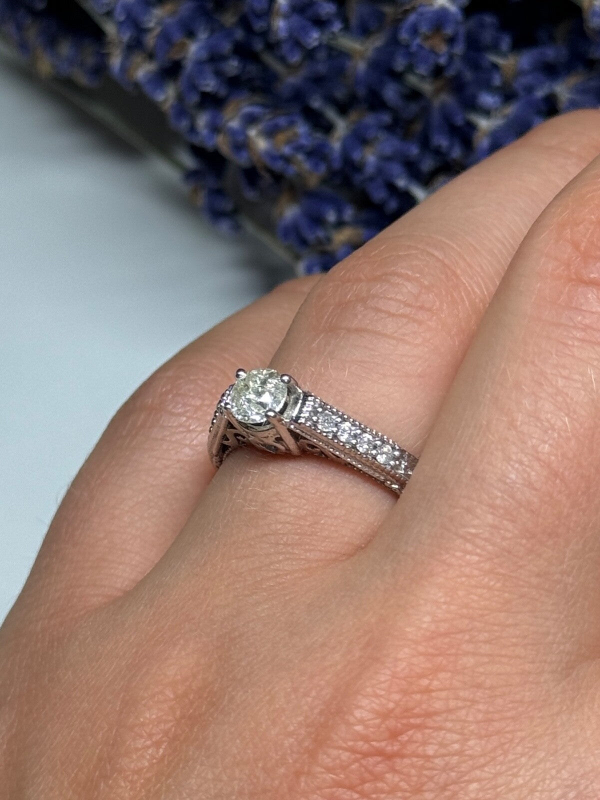 10K White Gold Ring Sapphire Size 6.5