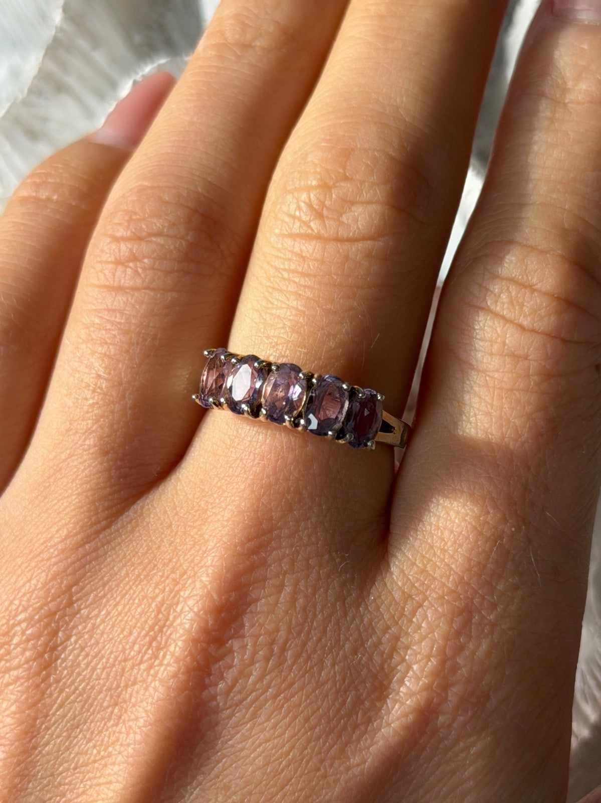 925 Sterling Silver 5 Amethysts Ring Size 8