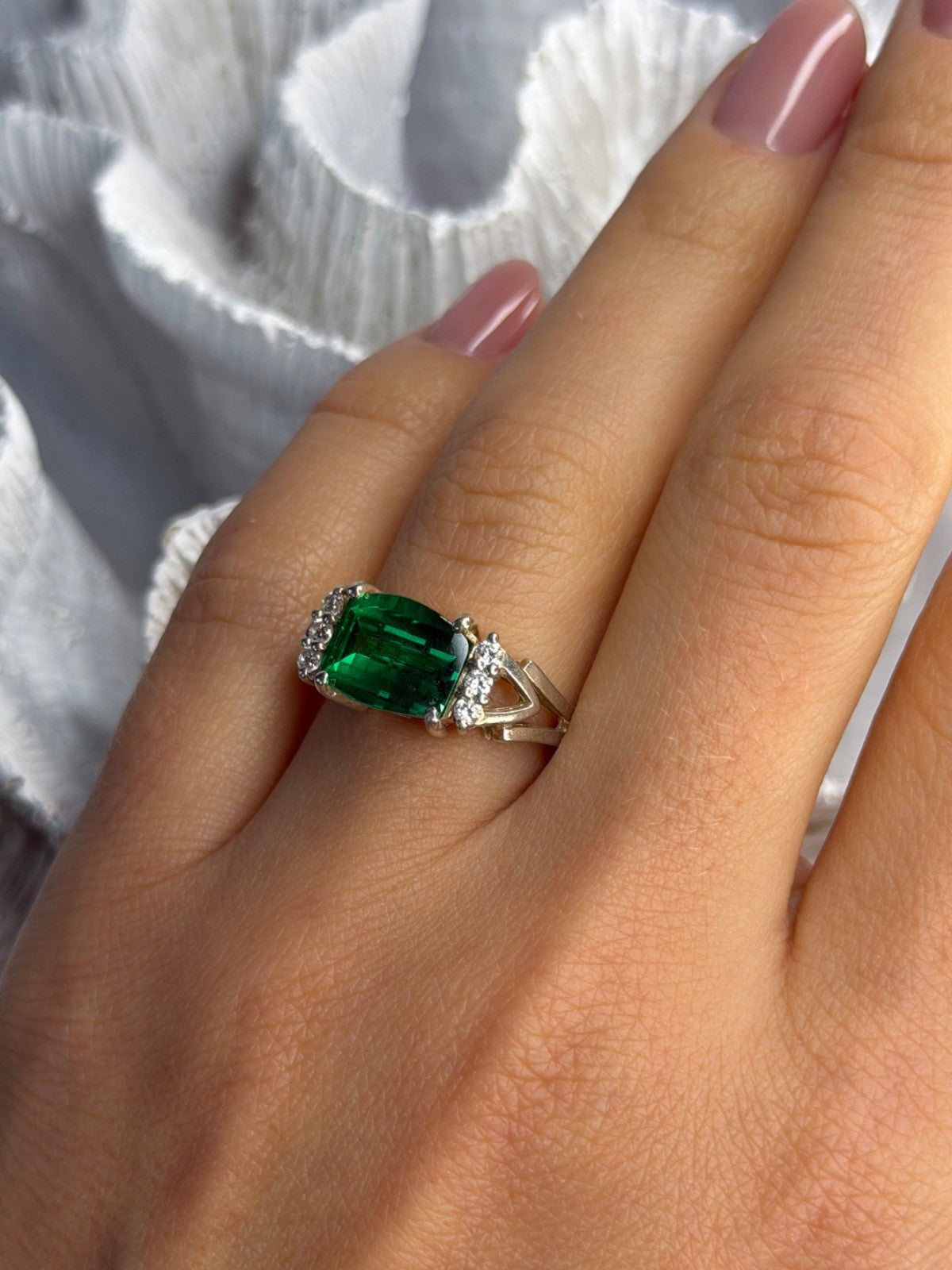 925 Sterling Silver Green Crystal & Cz Ring Size 7