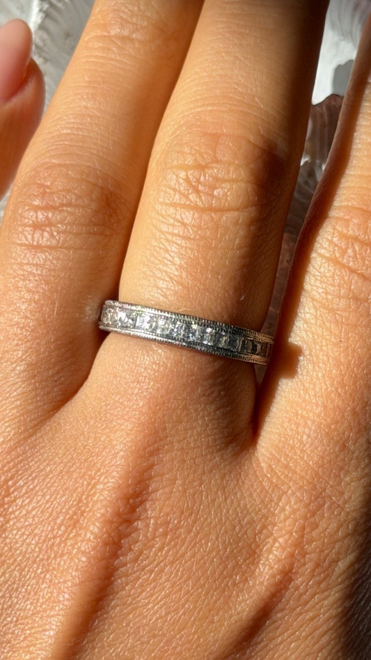 Beautiful 925 Sterling Silver Cz Ring Size 8