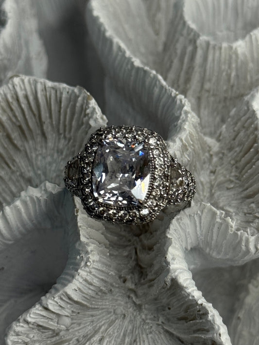 Beautiful Design 925 Sterling Silver Cz Ring Size 9