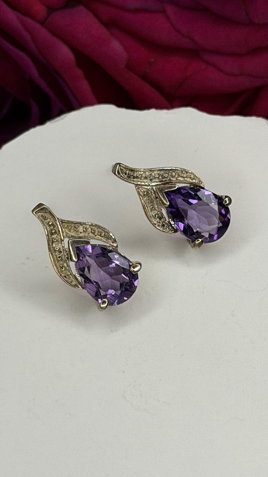 925 Sterling Silver Pear-Cut Amethyst Earrings