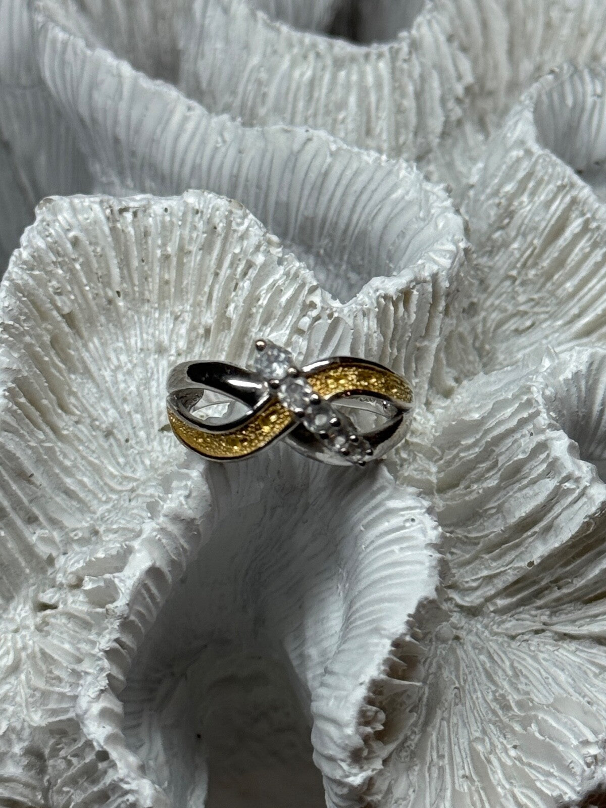 925 Sterling Silver Gold Plated Part White Beryl Ring Size 6.5