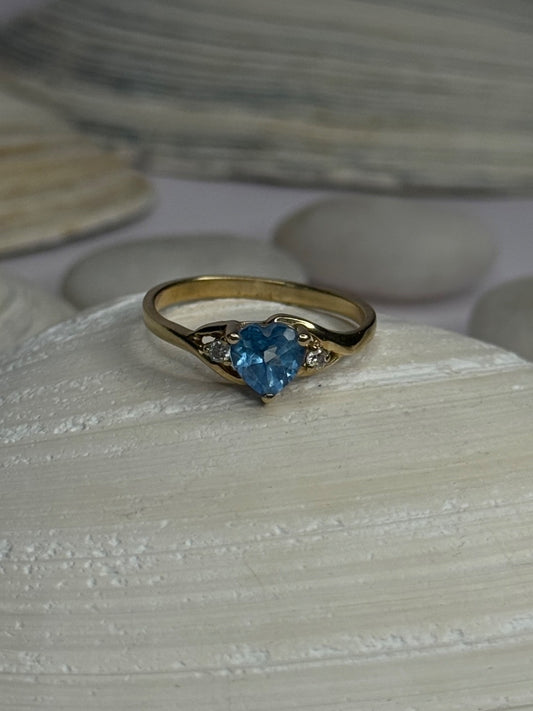 10K Yellow Gold Blue Topaz Heart & Diamonds Ring Size 7