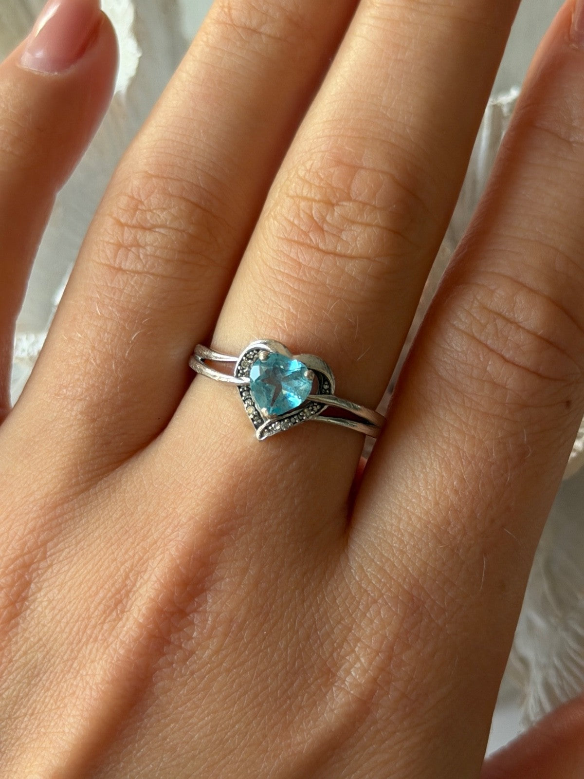 925 Sterling Silver Blue Topaz Heart & Diamond Ring Size 9