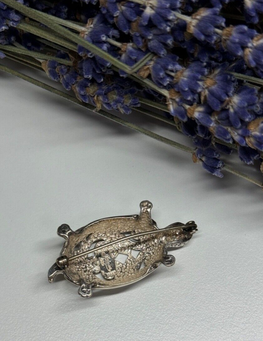 925 Sterling Silver Turtle Brooch