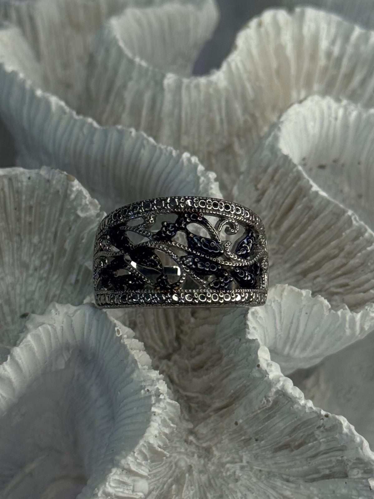 925 Sterling Drop Silver Leaf Design Ring Size 10