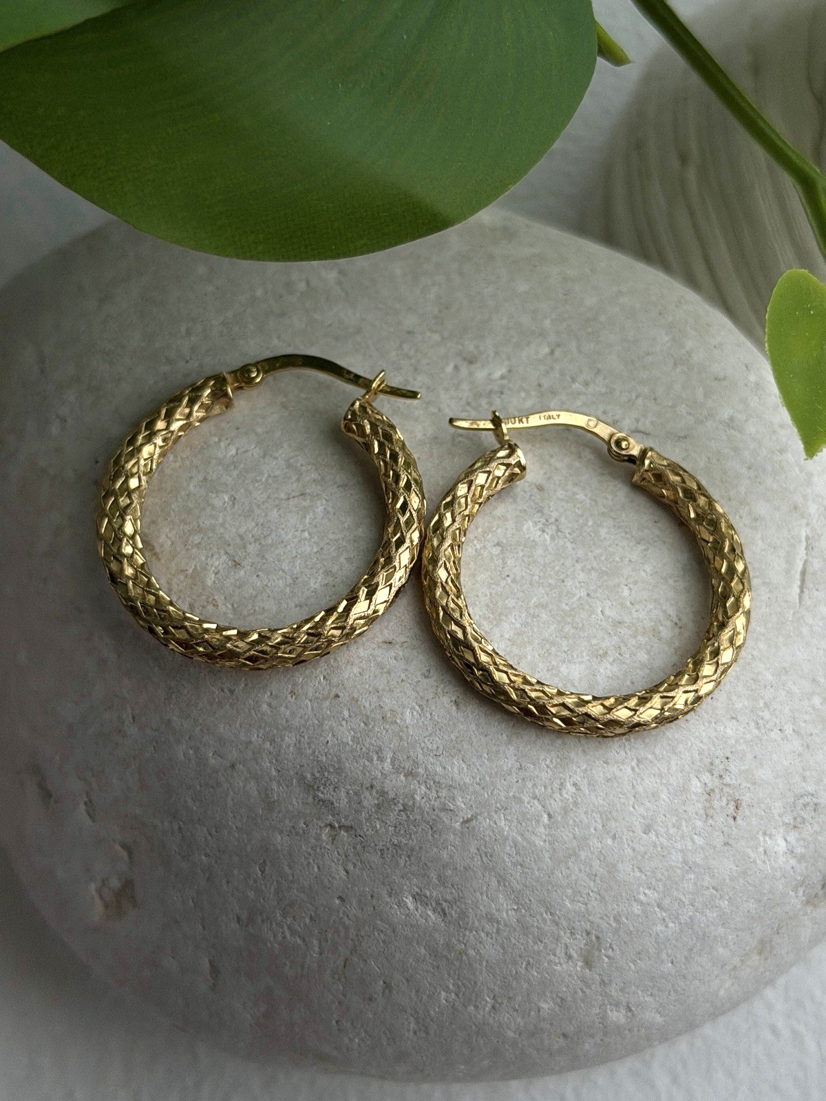 Made in Italy 10K Yellow Gold Hoop Earrings