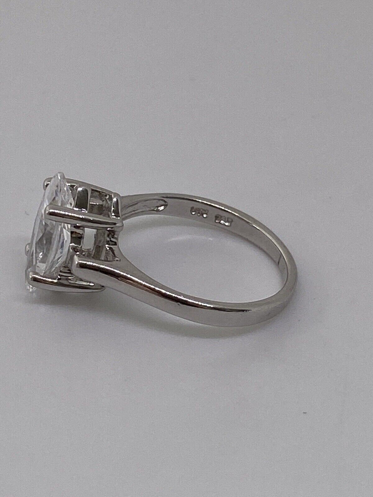 925 Sterling Silver CZ Ring Size 5