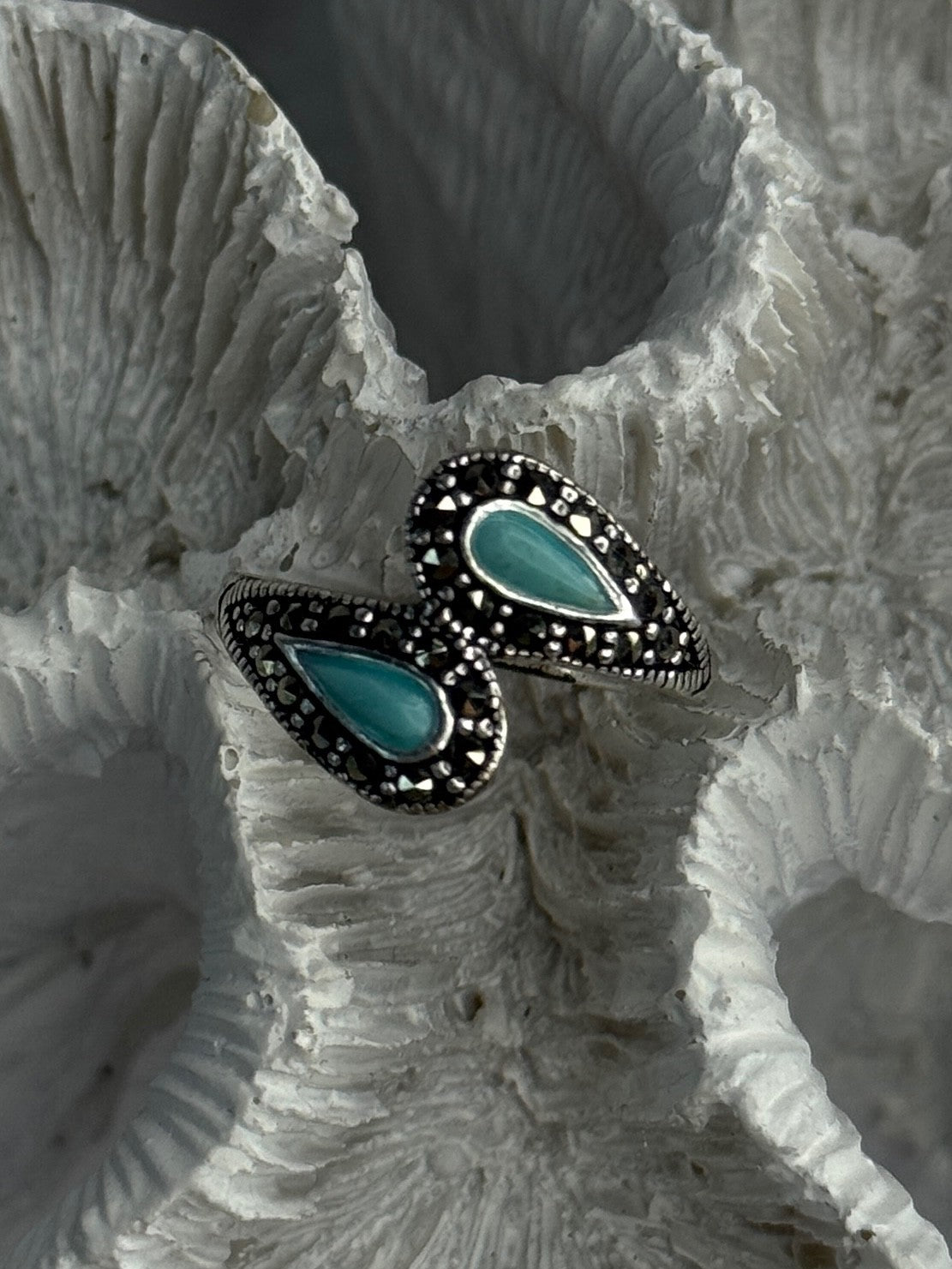 925 Sterling Silver Turquoise & Marcasite Ring Size 7