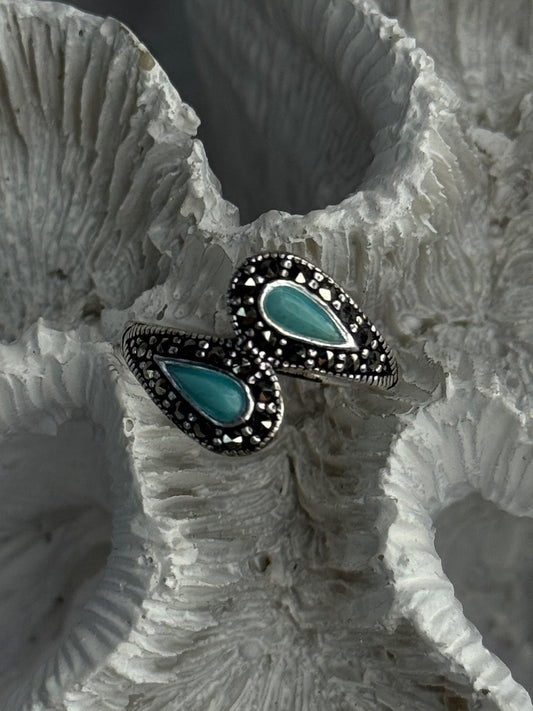 925 Sterling Silver Turquoise & Marcasite Ring Size 7
