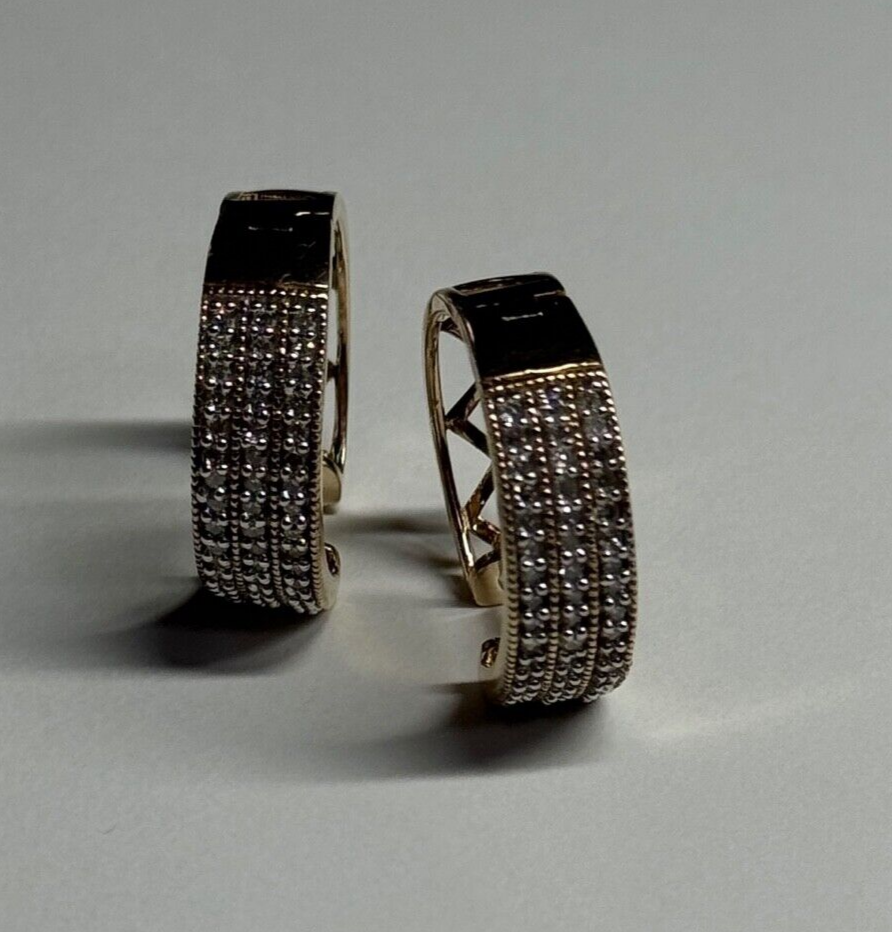 10K Yellow Gold Diamonds 0.9 Carat Earrings Length 18 mm