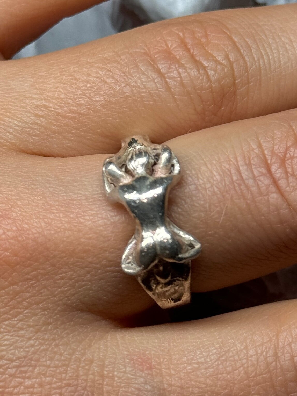 925 Sterling Silver Kamasutra Ring Size 7.5