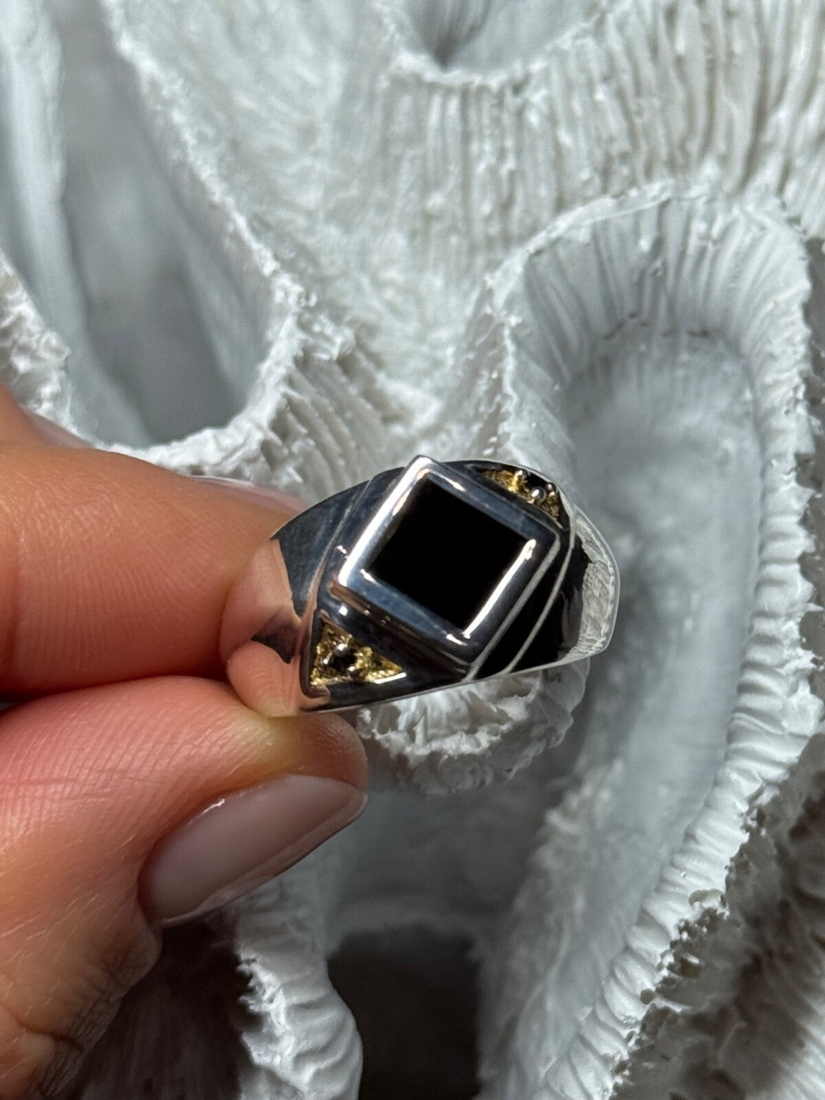 925 Sterling Silver Black Enamel & Black Diamonds Men'S Ring Size 8.3