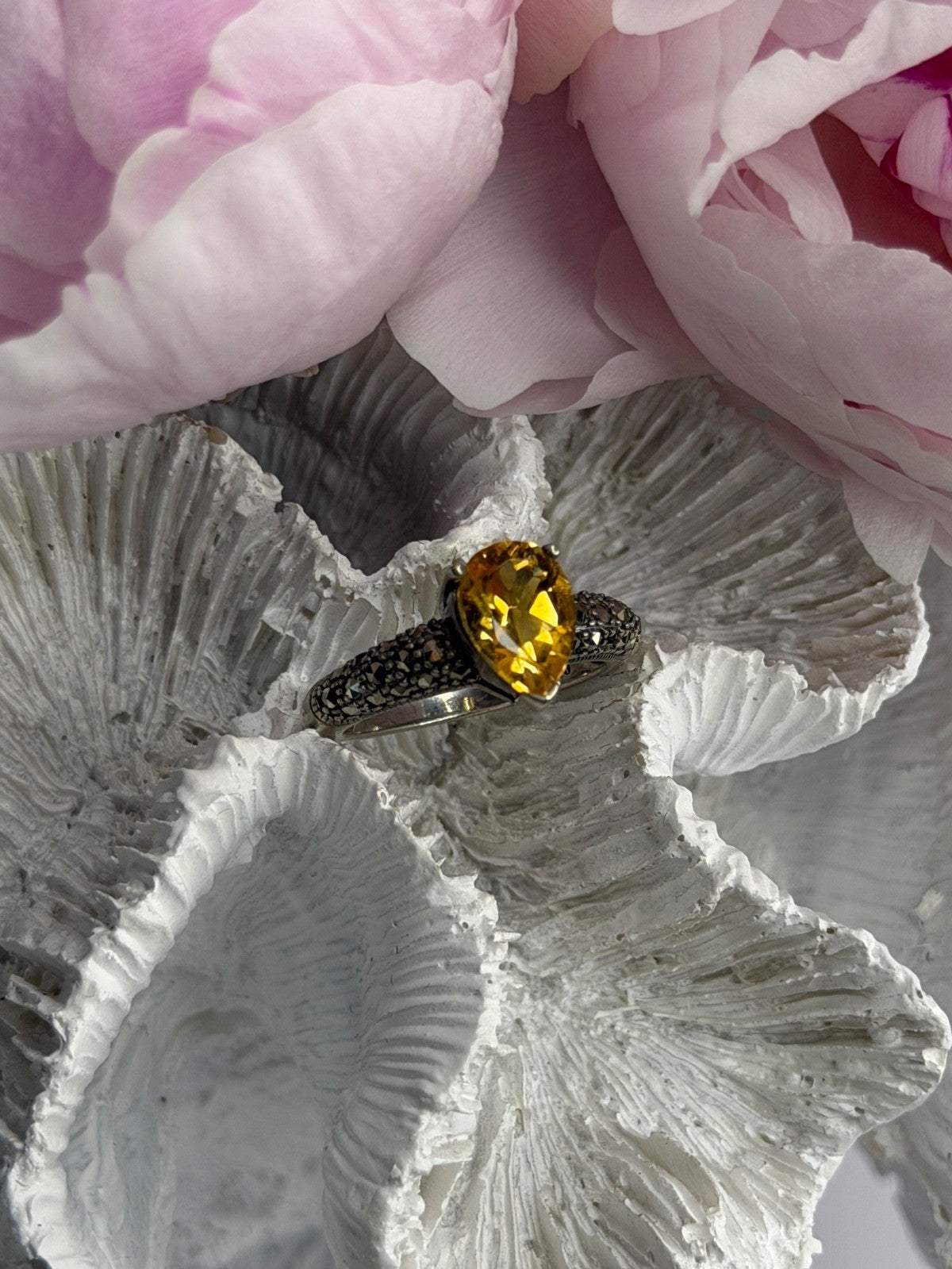 925 Sterling Silver Citrine & Marcasite Ring Size 7