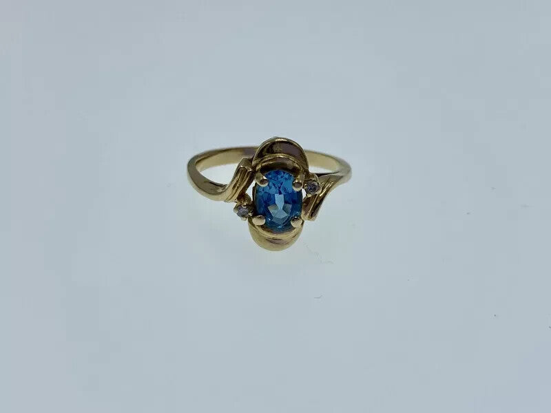 14K Yellow Gold Topaz & Diamonds Ring Size 7.25