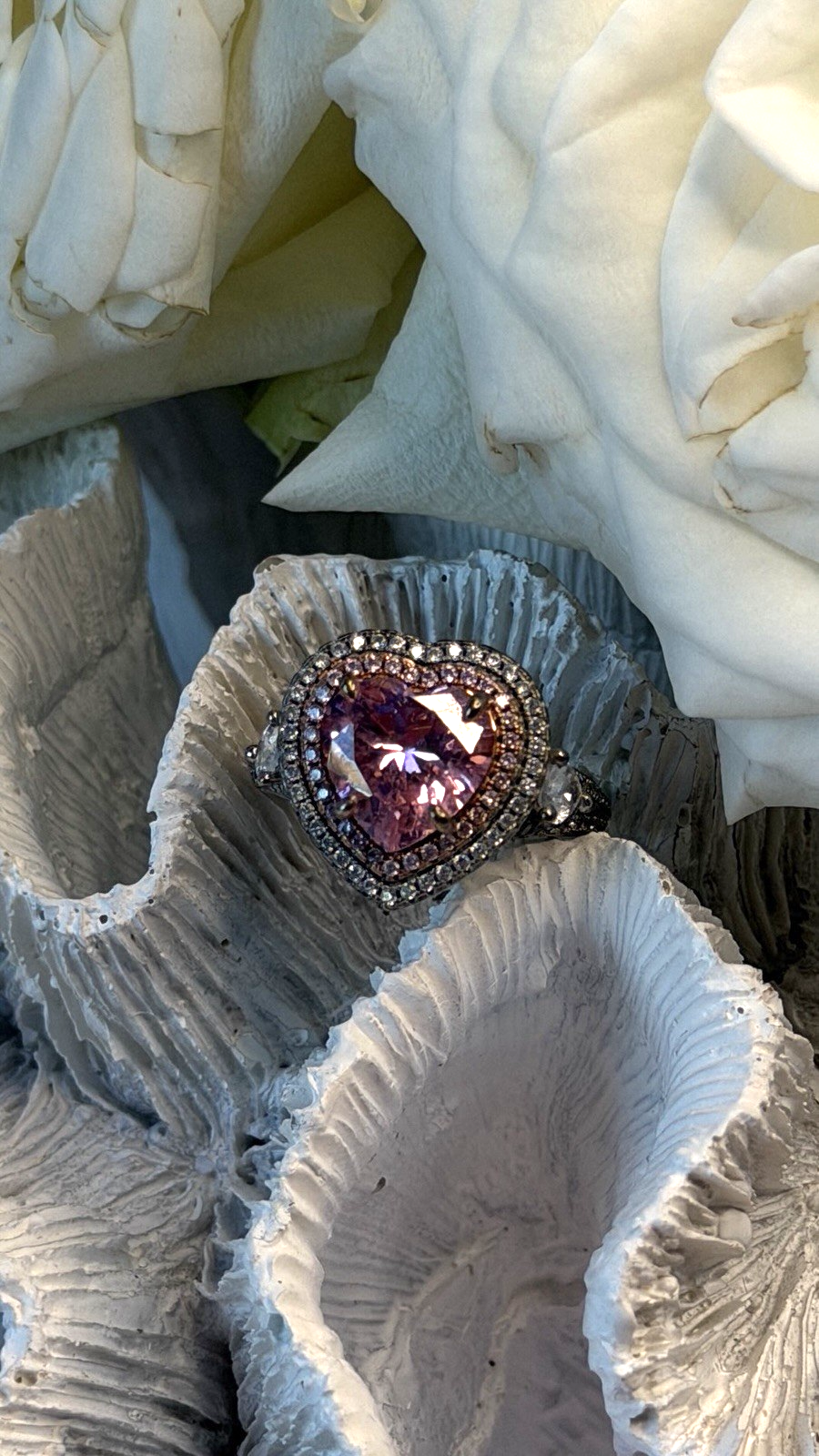 Romantic 925 Sterling Silver Pink Heart Topaz Ring Size 9
