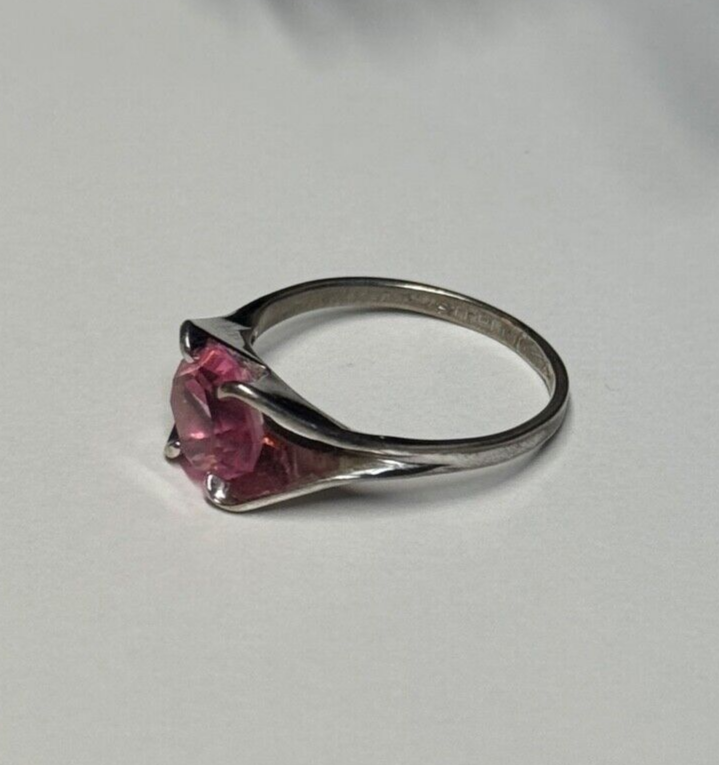 925 Sterling Silver Pink Topaz Ring Size 5