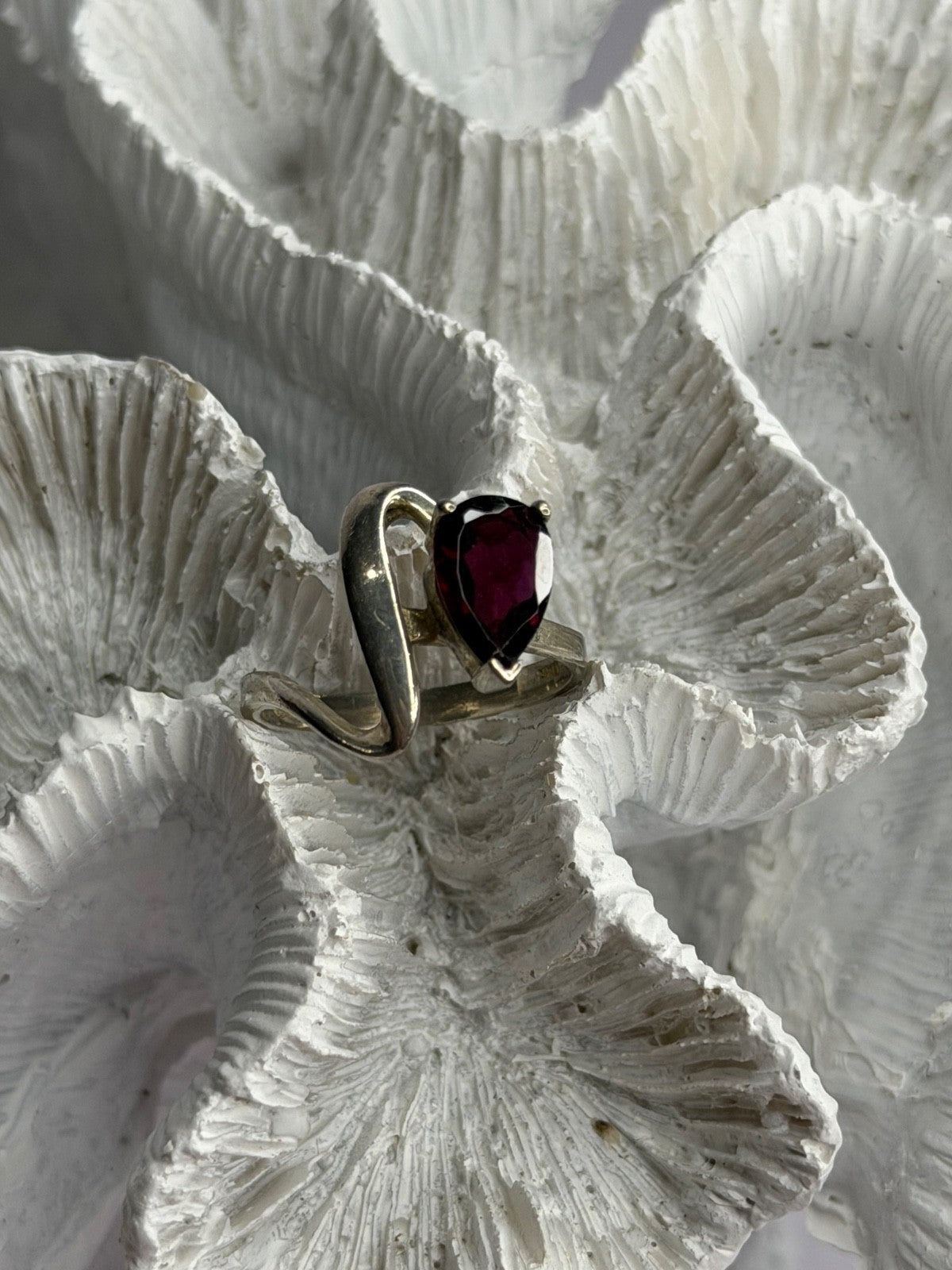 925 Sterling Silver Garnet Ring Size 8.5