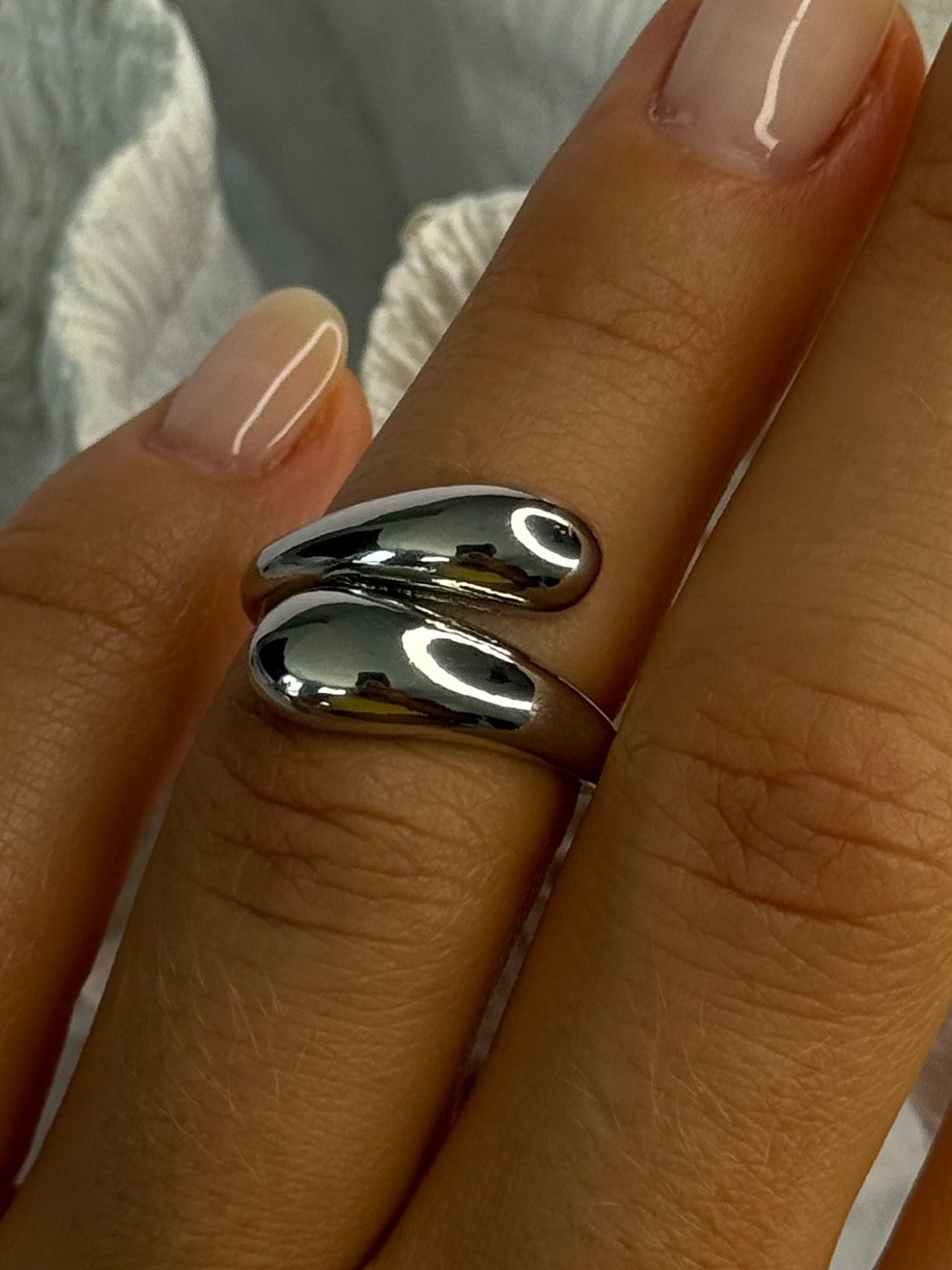 925 Sterling Silver Ring Size 7 (adjustable)