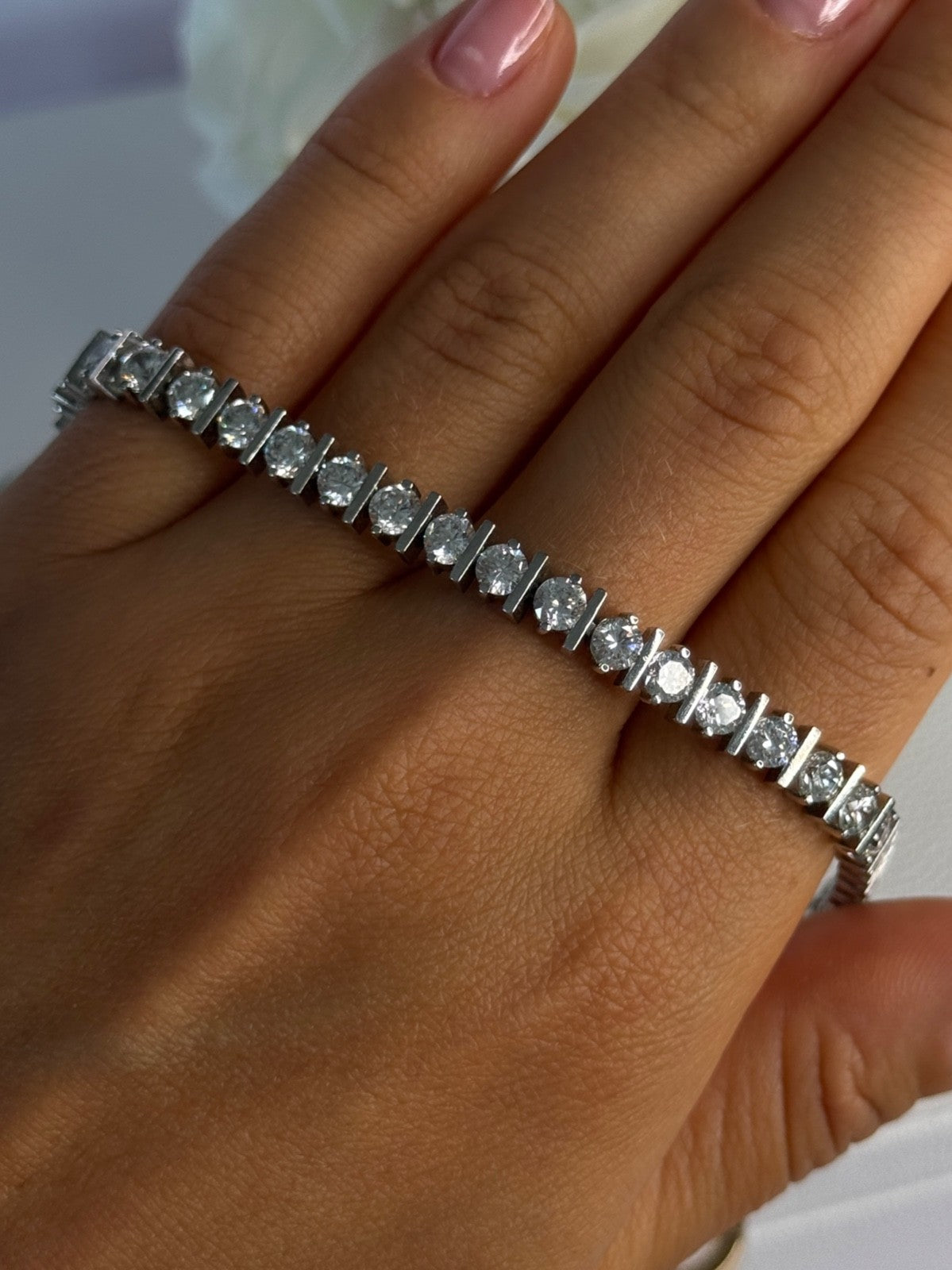 Beautiful 925 Sterling Silver CZ Bracelet Length 7.5 Inch