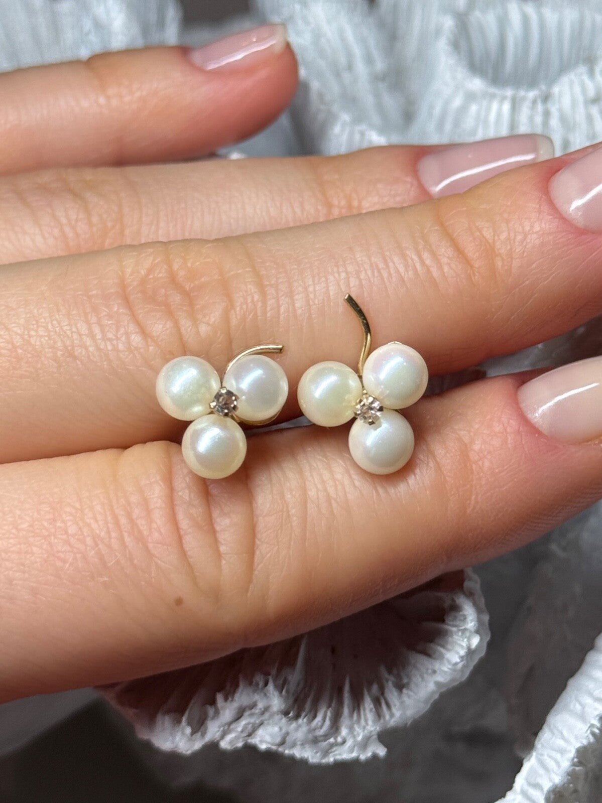10K Yellow Gold Pearls & Diamonds Earrings Length 0.5 Inch