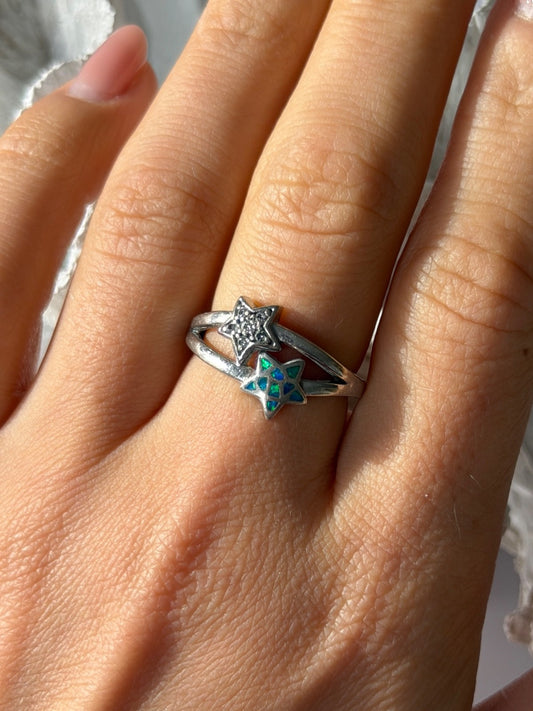 925 Sterling Silver White Topaz & Opal Stars Ring Size 8