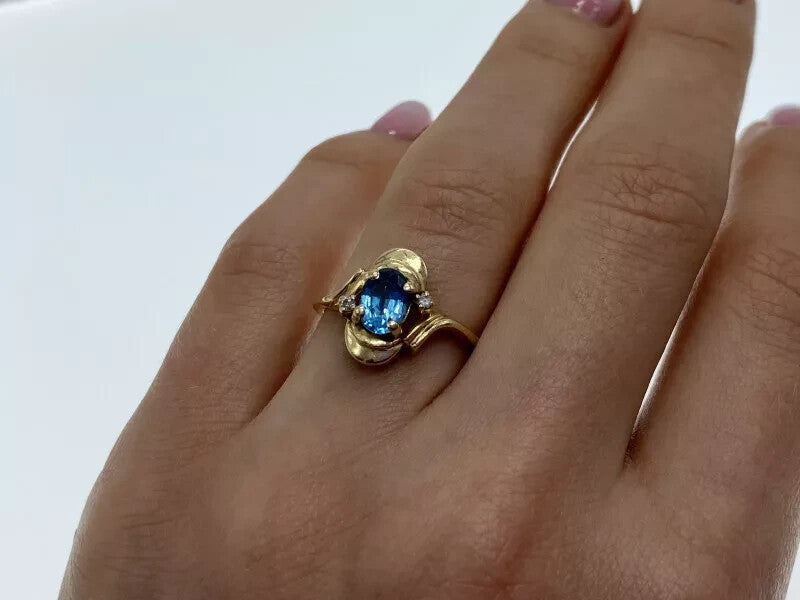 14K Yellow Gold Topaz & Diamonds Ring Size 7.25