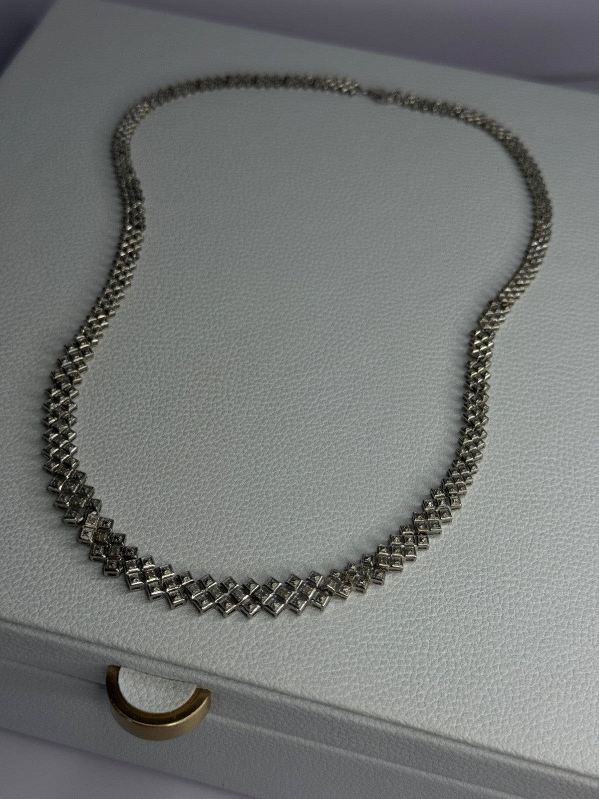 Beautiful Elegant 925 Sterling Silver Diamond Necklace Length 18 Inch