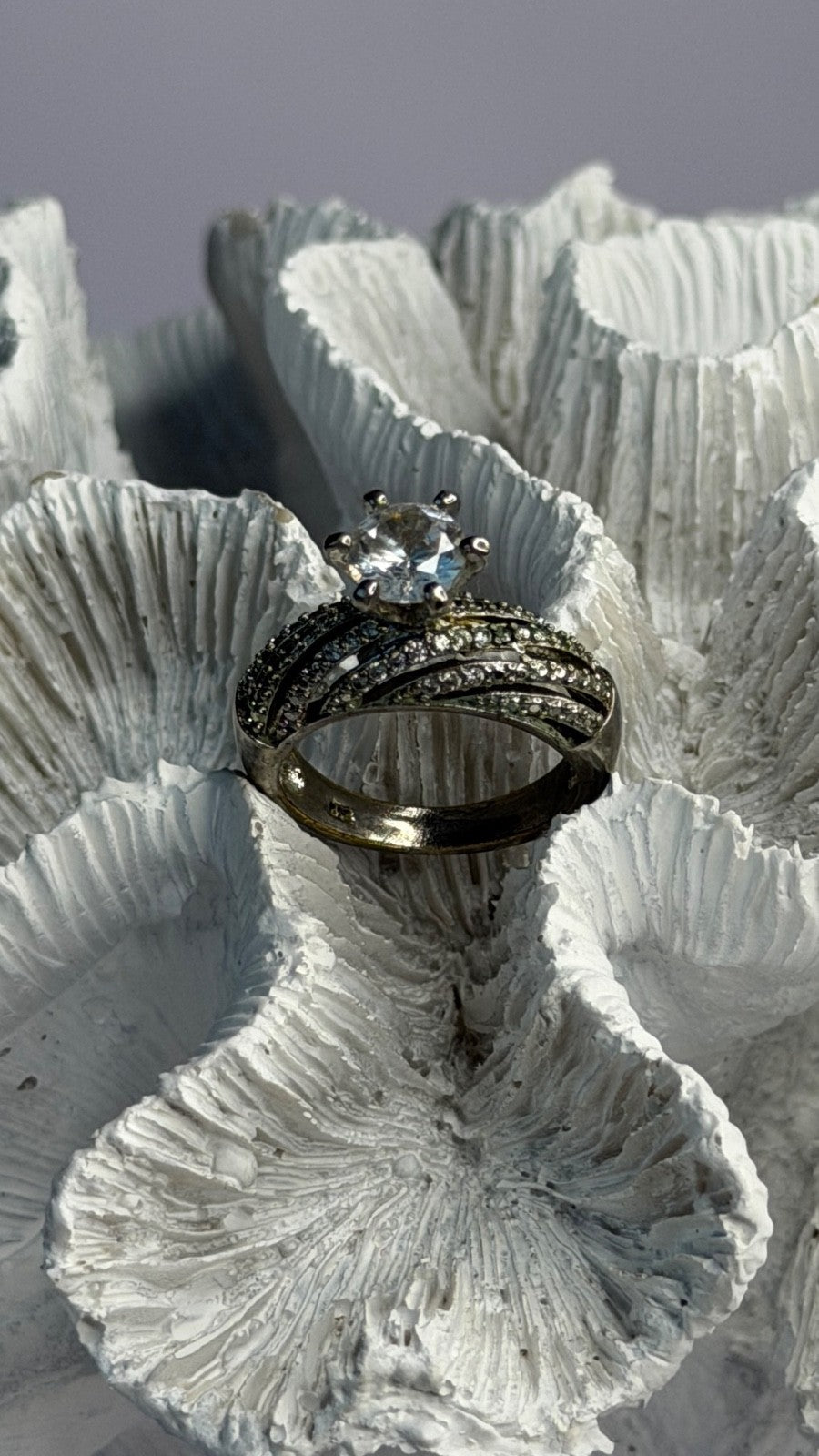Beautiful 925 Sterling Silver Cz Ring Size 8