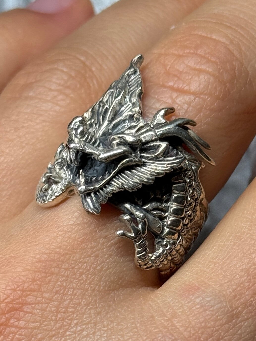 925 Sterling Silver Dragon Ring Size 9