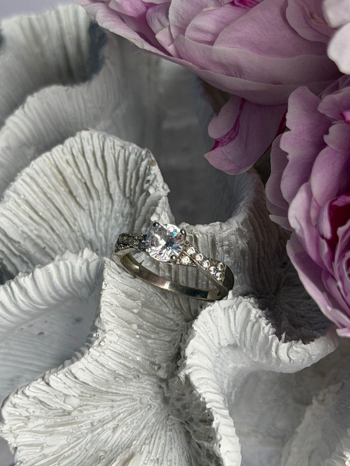 925 Sterling Silver White Spinel Ring Size 8