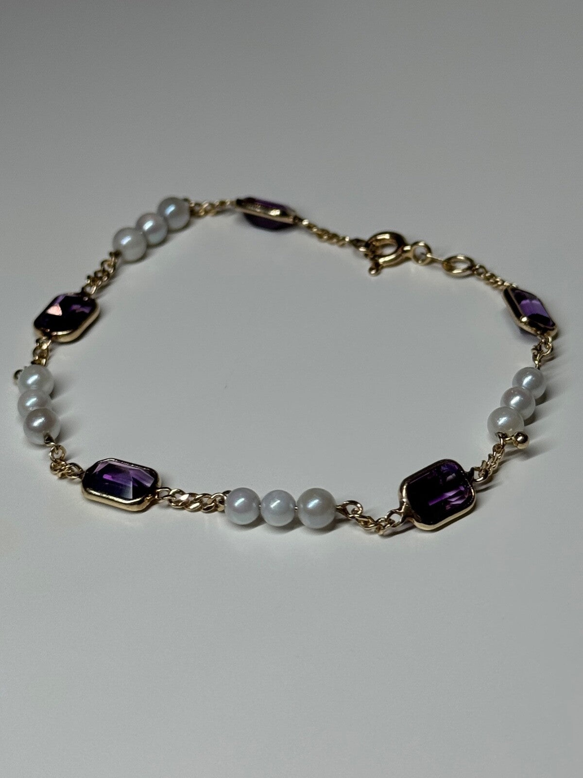 14K Yellow Gold Amethyst & Pearls Bracelet Length 7