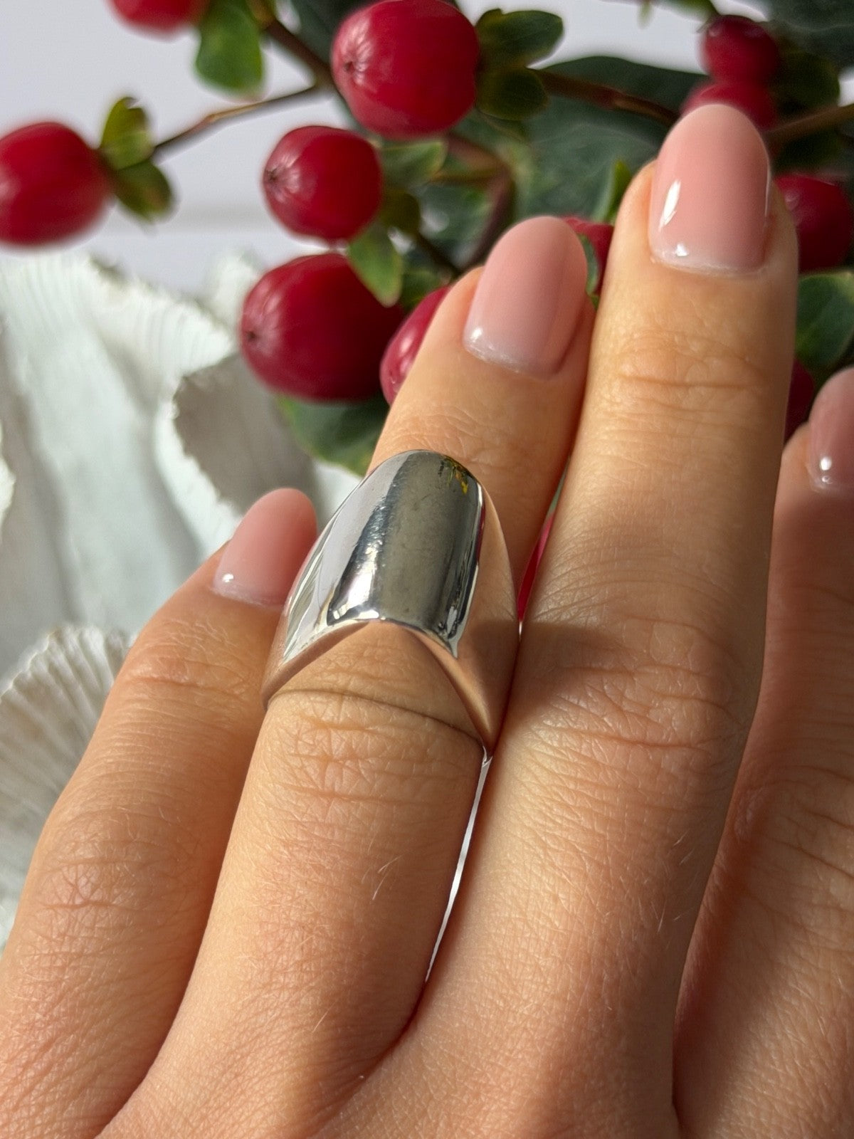 Fashion Design 925 Sterling Silver Ring Size 6