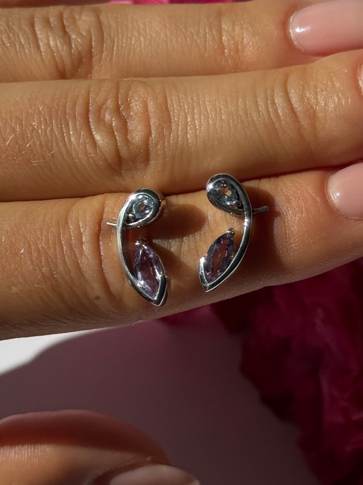 925 Sterling Silver Amethyst & Topaz Earrings Length 0.70 Inch