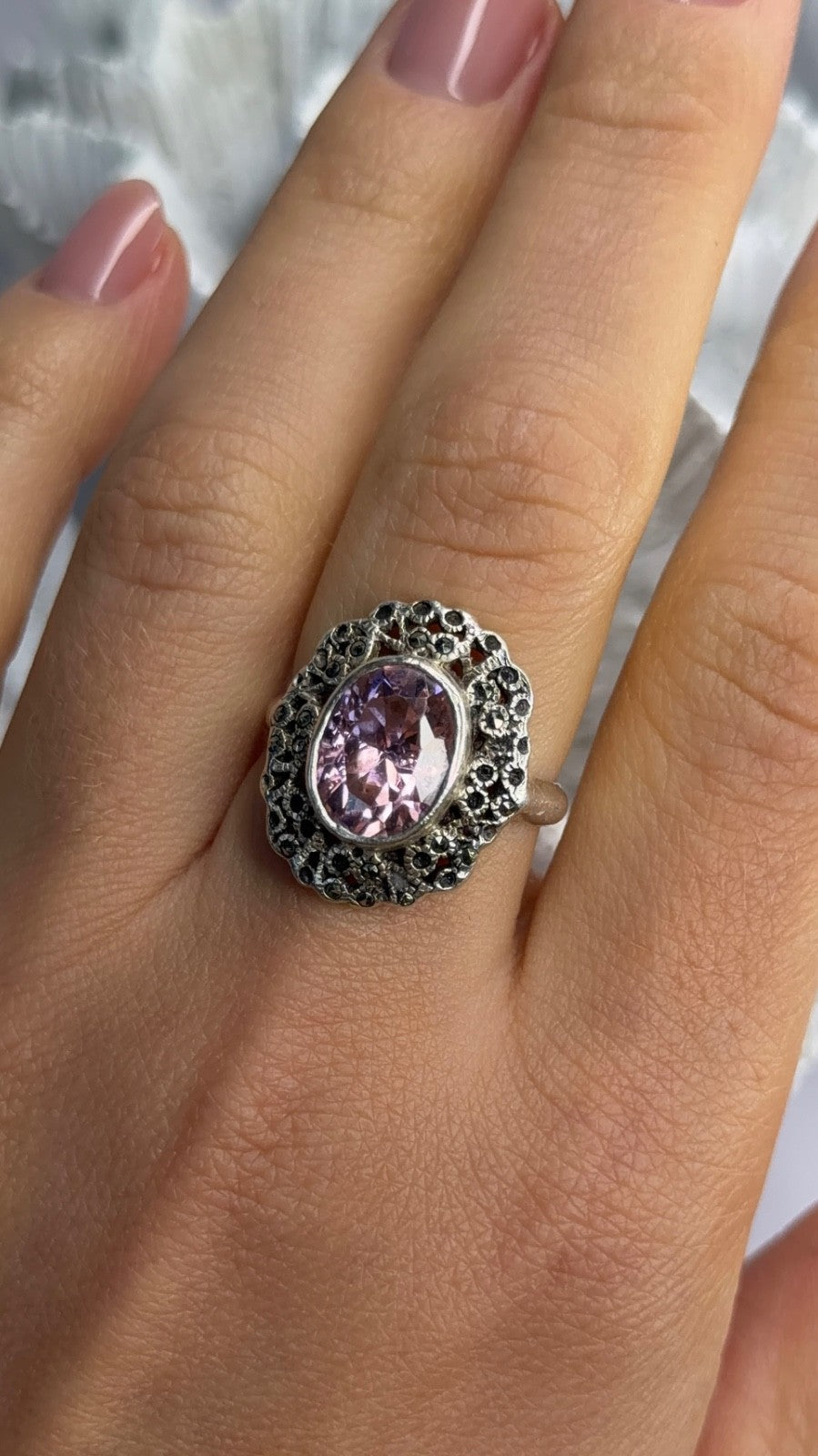 Vintage 925 Sterling Silver Morganite & Marcasite Ring Size 7