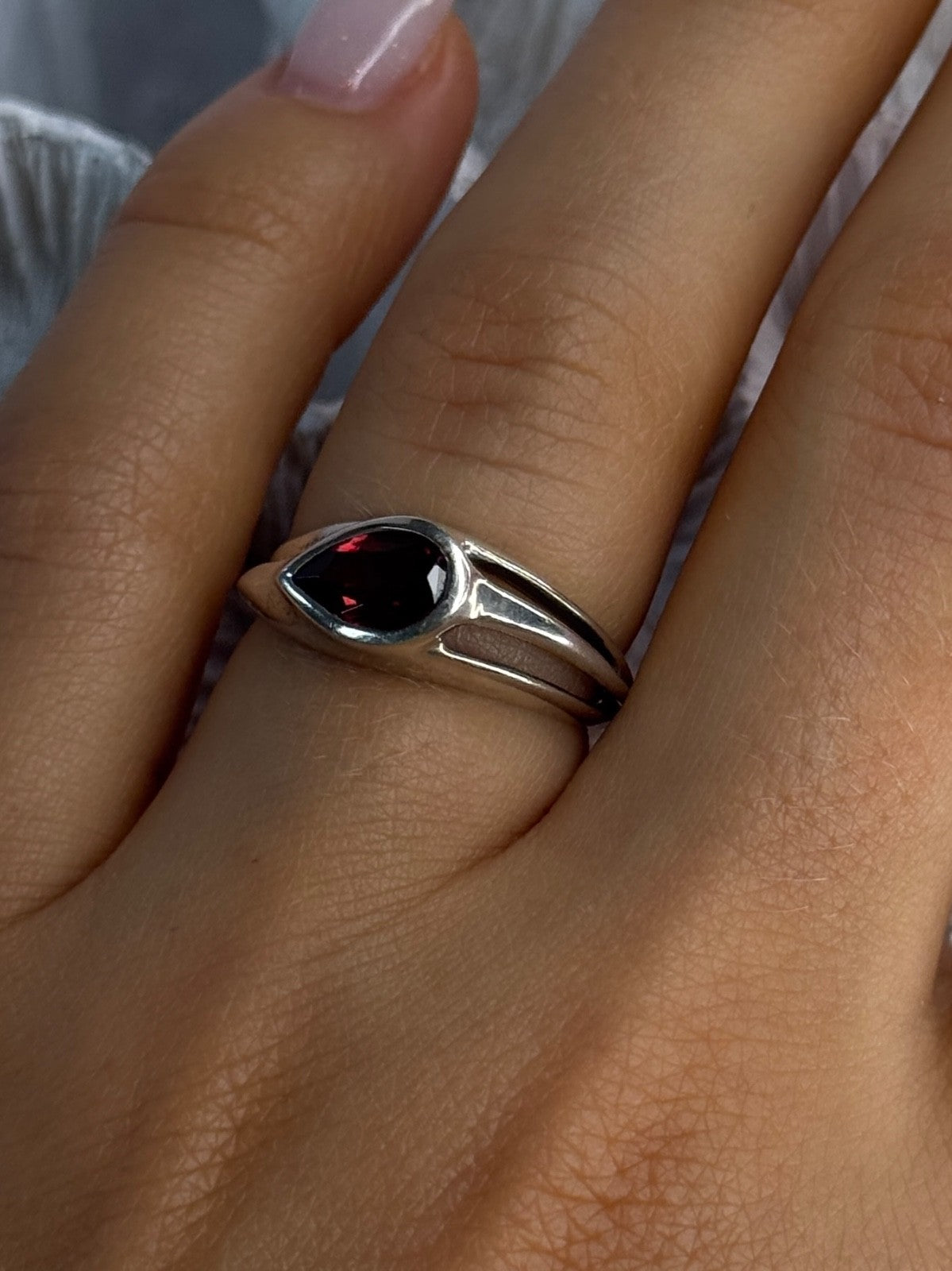 Kabana 925 Sterling Silver Garnet Ring Size 7