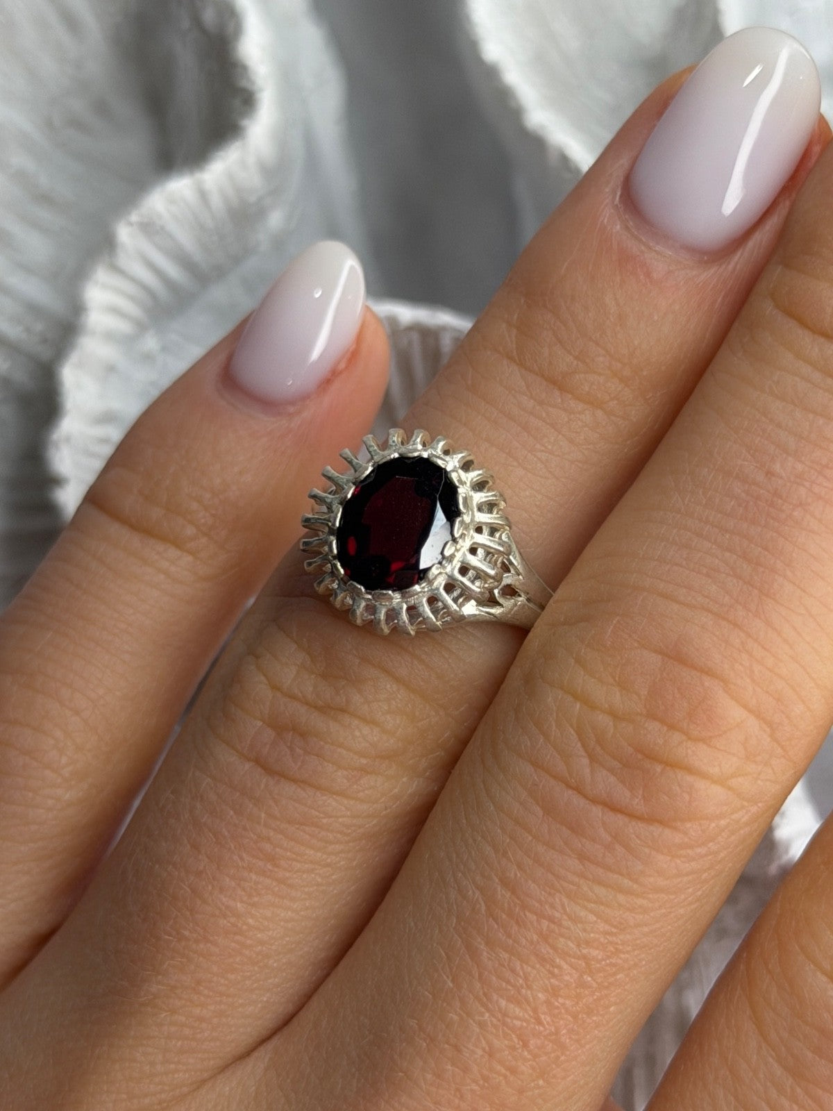 925 Sterling Silver Garnet Ring Size 5