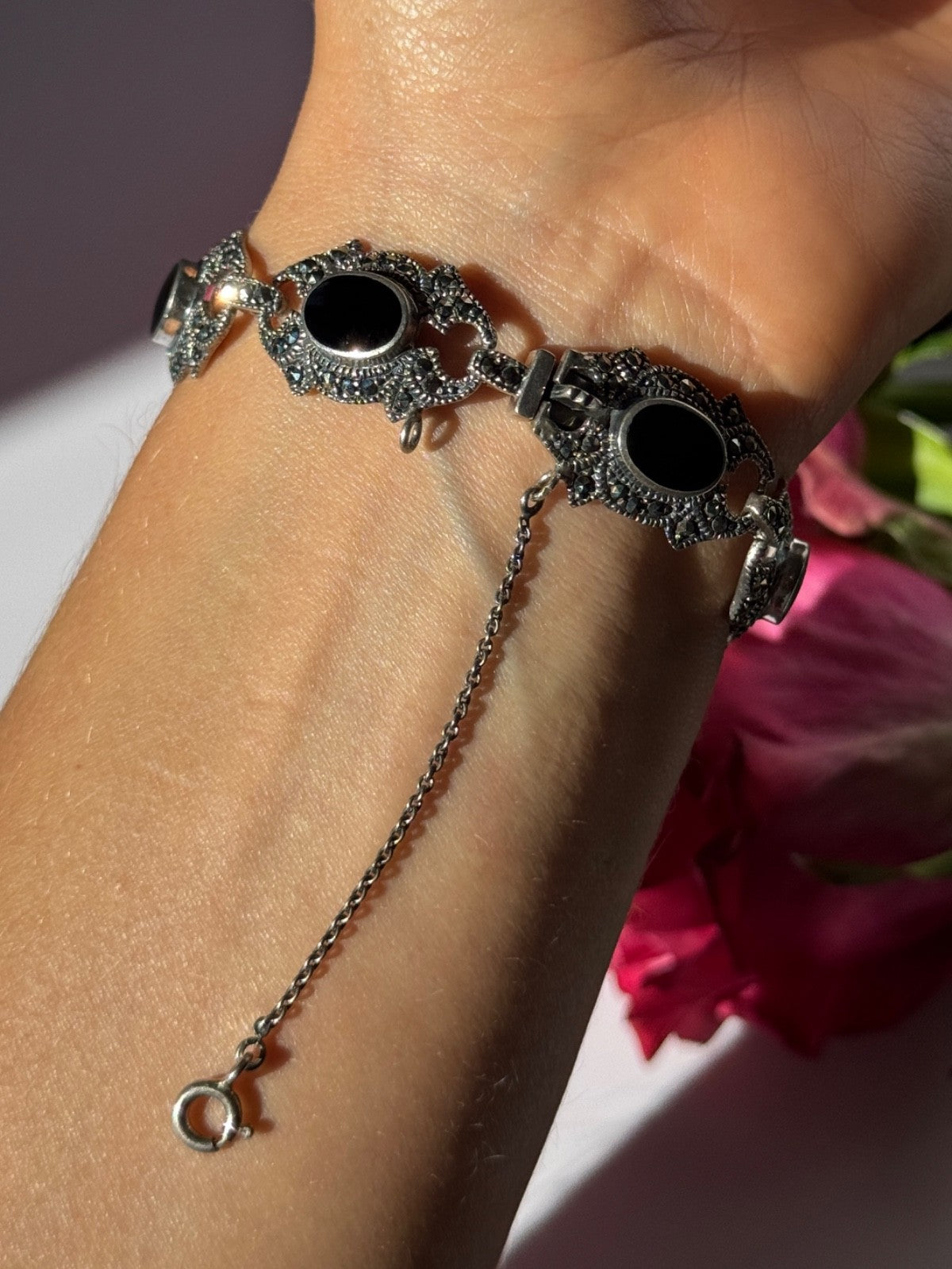 Vintage 925 Sterling Silver Onyx & Marcasite Bracelet 7 Inch