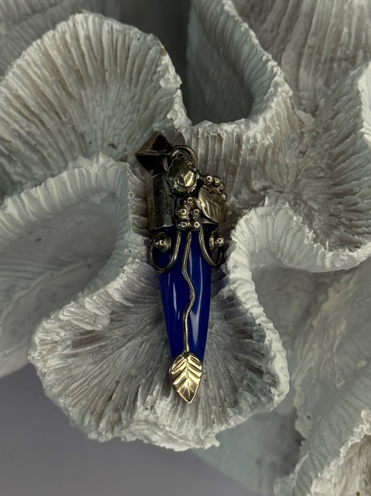 925 Sterling Silver Blue Quartz Ornament Pendant Length 2 Inch